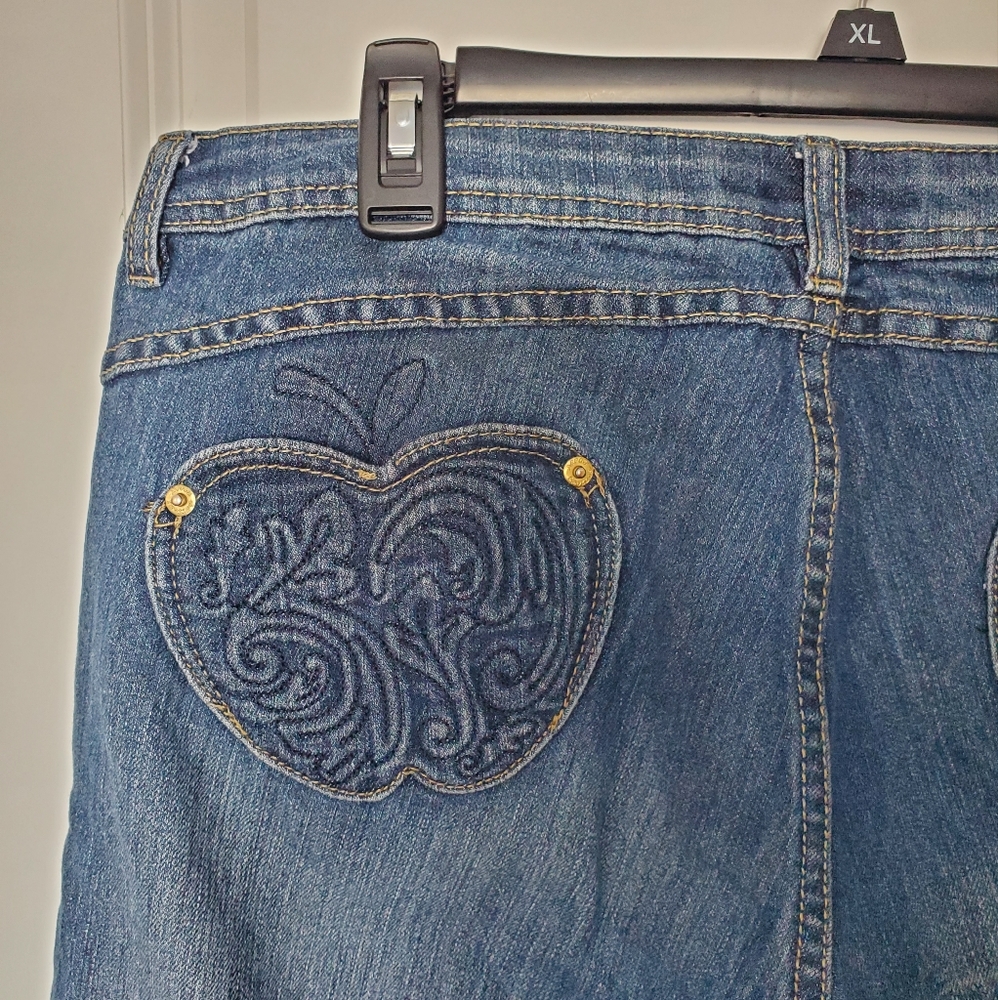 Apple Bottom Jeans (size 13/14)